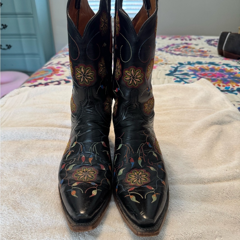 Embroidered Black Cowboy Boots